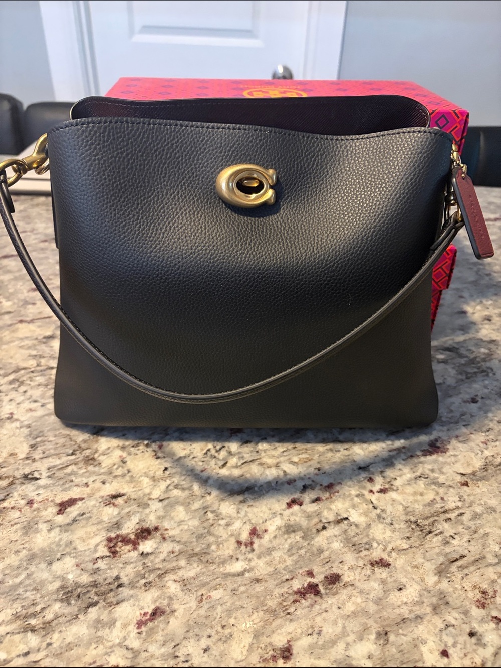 Coach Large Willow Bucket Leather Shoulder Bag in Black with Gold Hardware